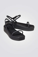 סנדלי פלטפורמה לנשים Miami Platform Y Strap Sandal | קרוקס