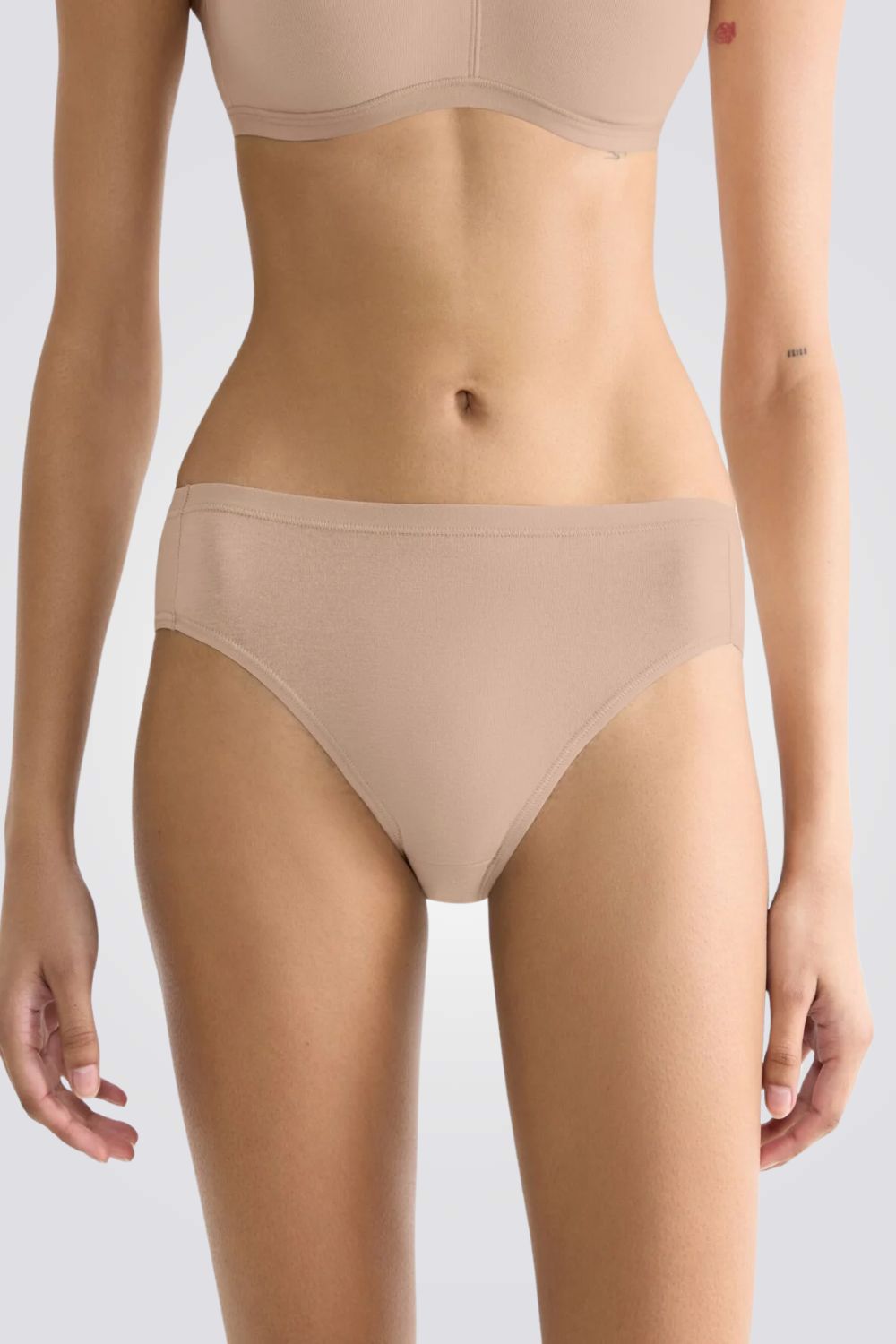 תחתון בגזרת טאי לנשים | סלוגי