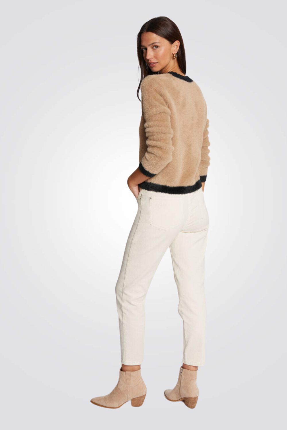 קרדיגן סריג רך בצבע כאמל