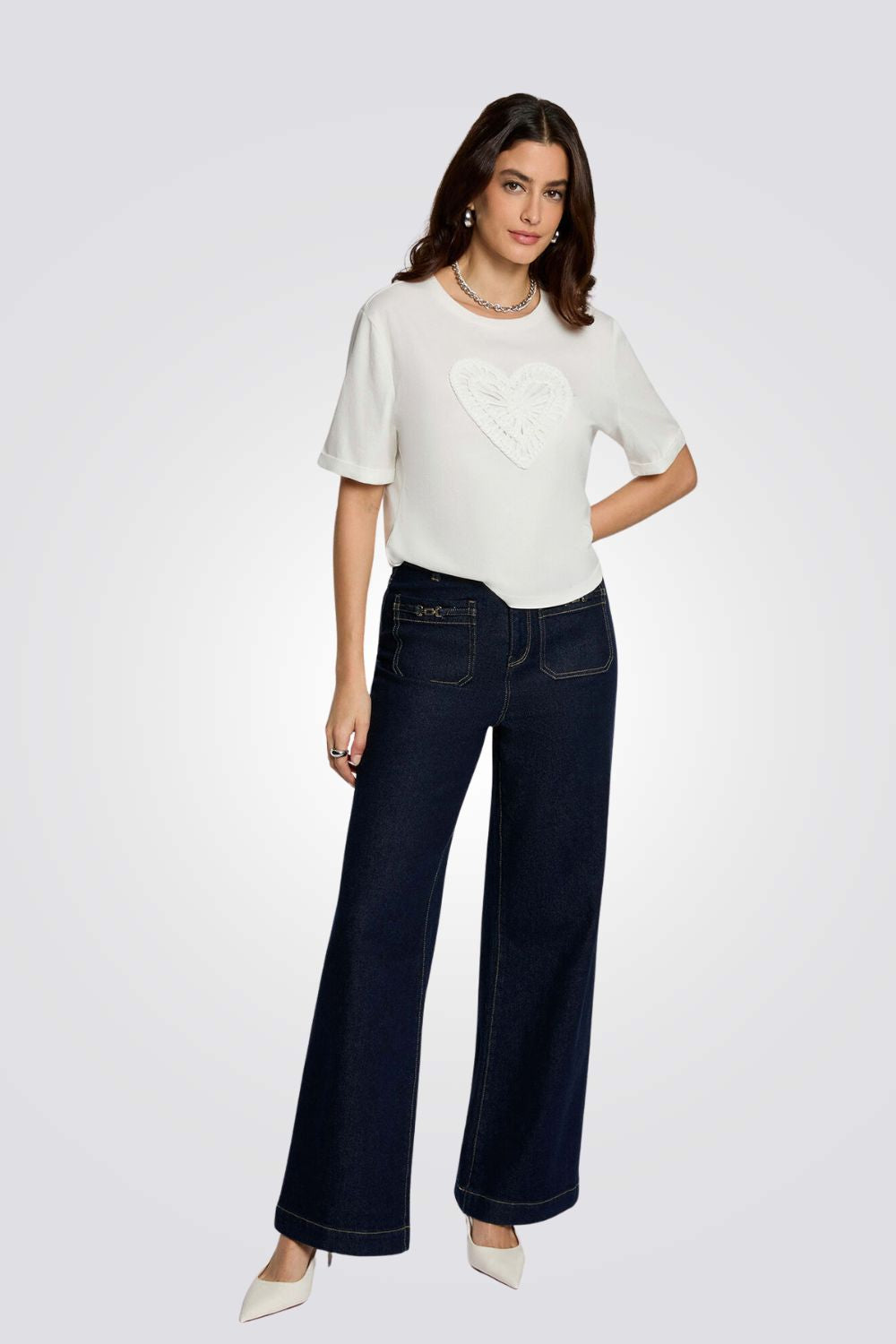 טישירט לנשים עם עיטור רקמה | מורגן