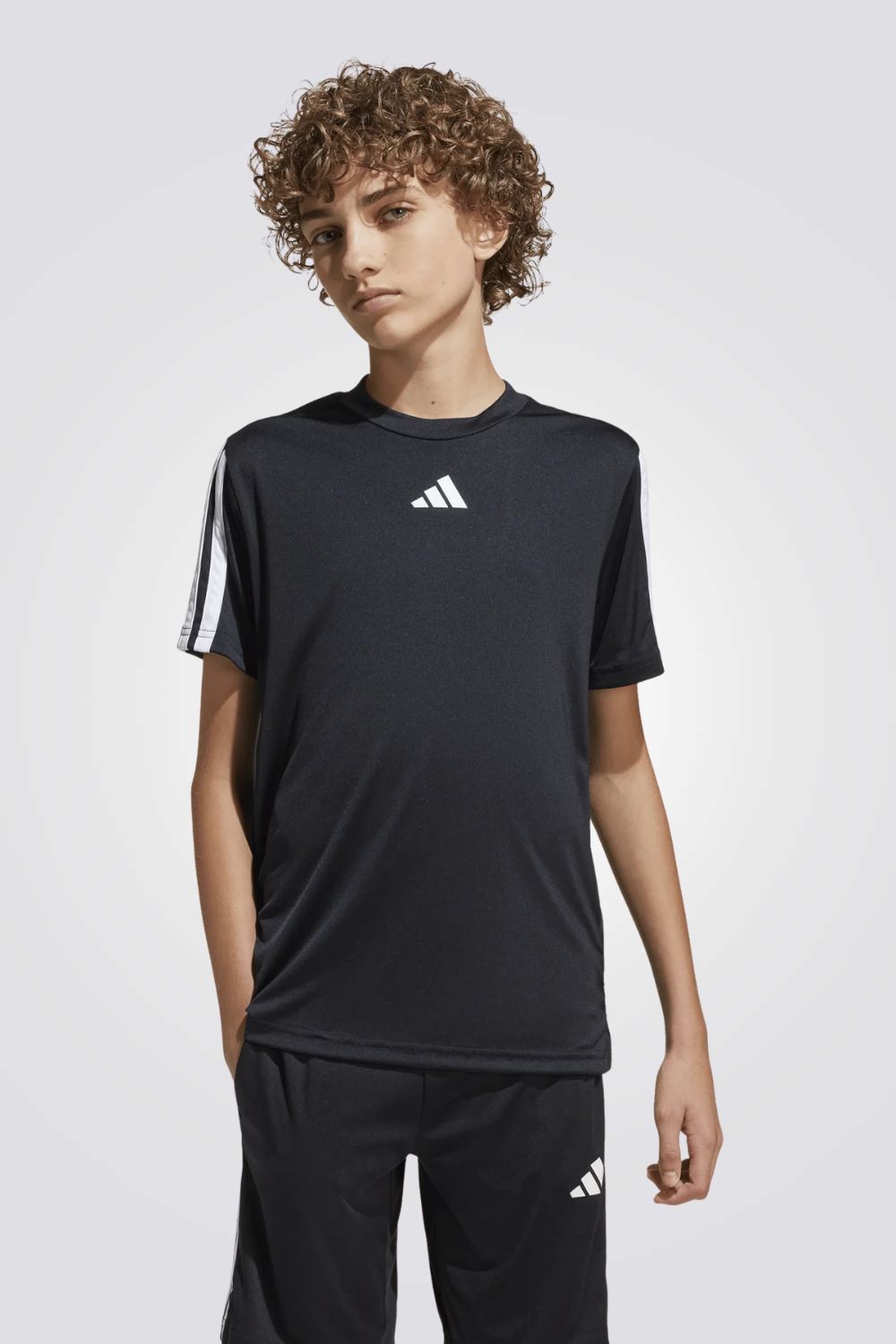 חולצת ספורט Train Essentials 3-Stripes לילדים ונוער | אדידס