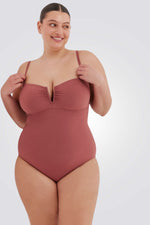 בגד ים שלם לנשים