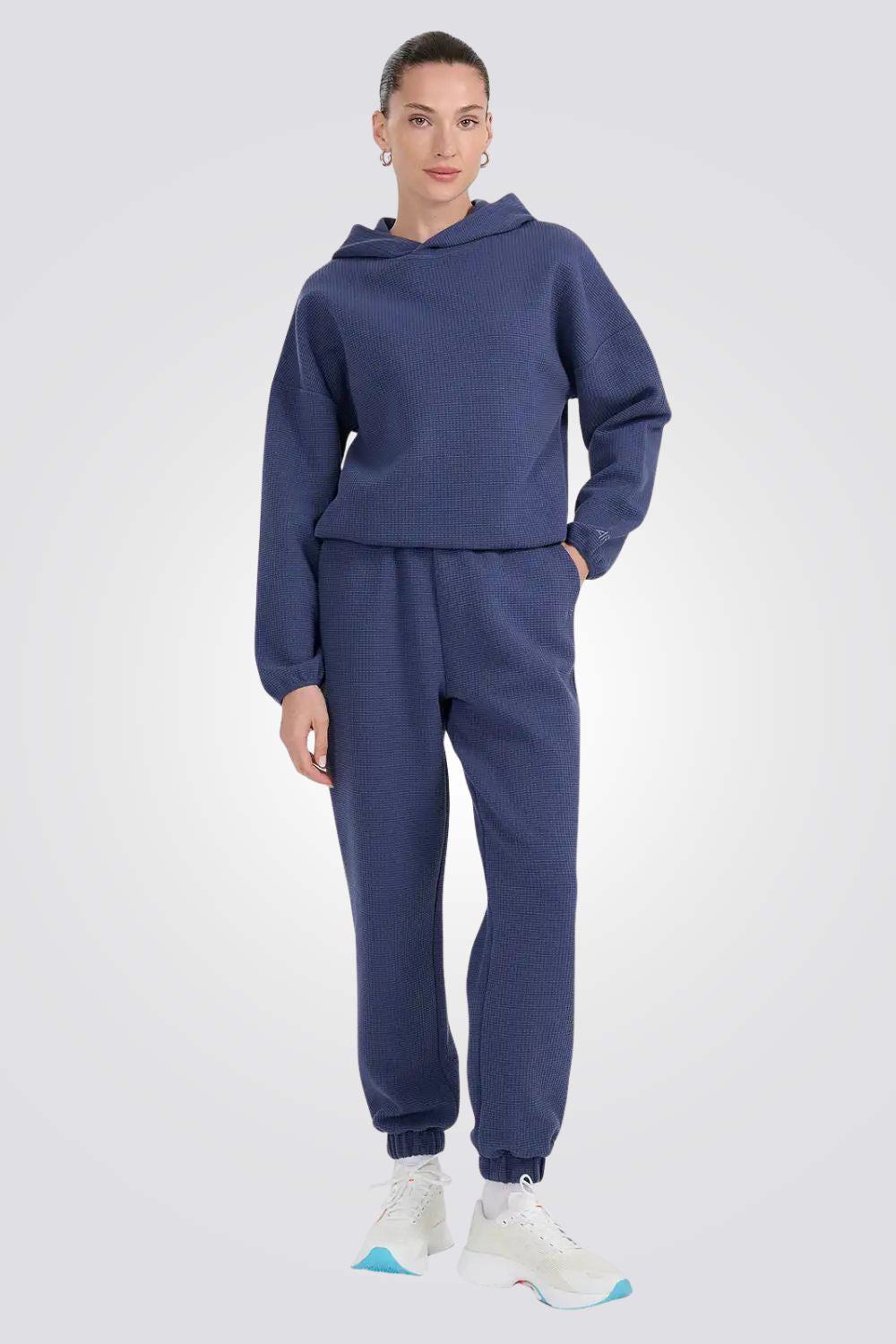 סווטשירט בטקסטורת וואפל ומכפלת מתכווננת לנשים| 4F