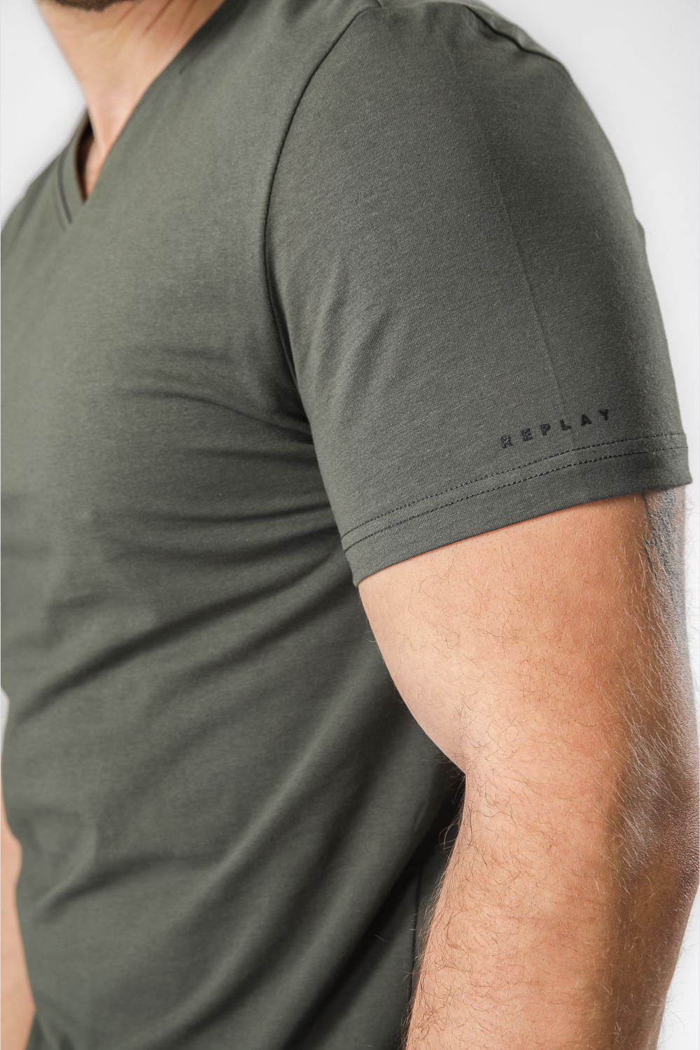 חולצת טישירט ירוקה