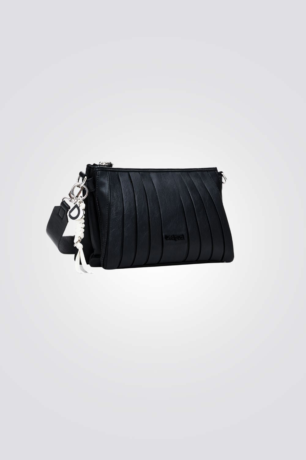 תיק יד לנשים בצבע שחור