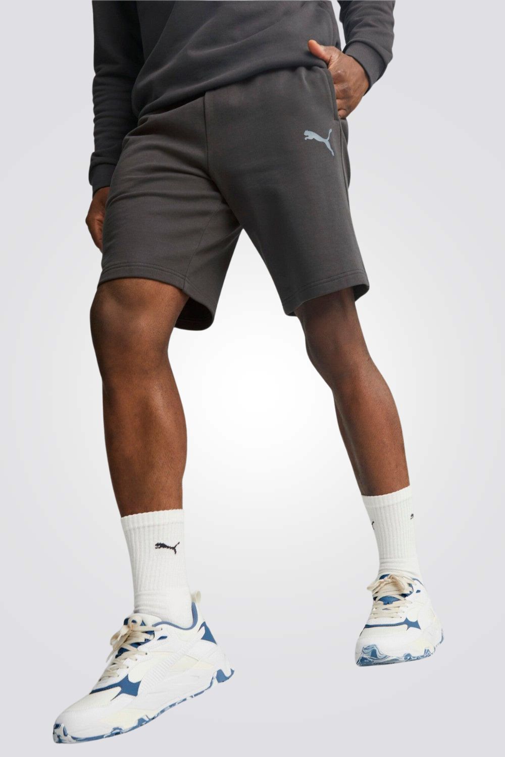 מכנסיים קצרים לגבר BETTER ESSENTIALS בצבע אפור כהה