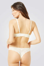 תחתוני טנגה תחרה IDOLE בצבע קרם