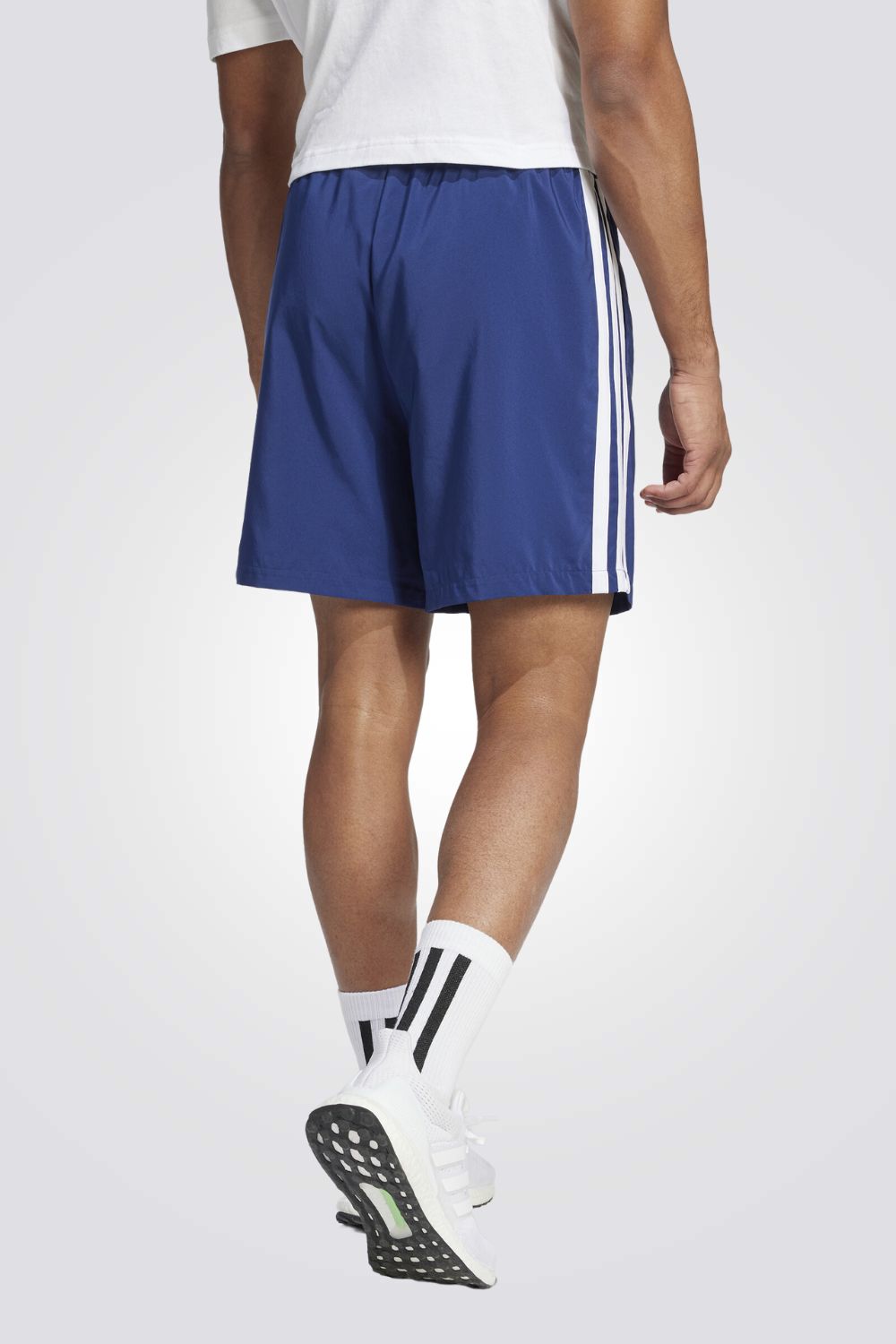 מכנס Essential 3 stripes chelsea shorts לגברים