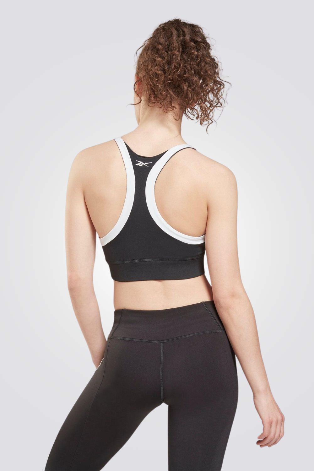 טופ אימון PIPING בצבע שחור