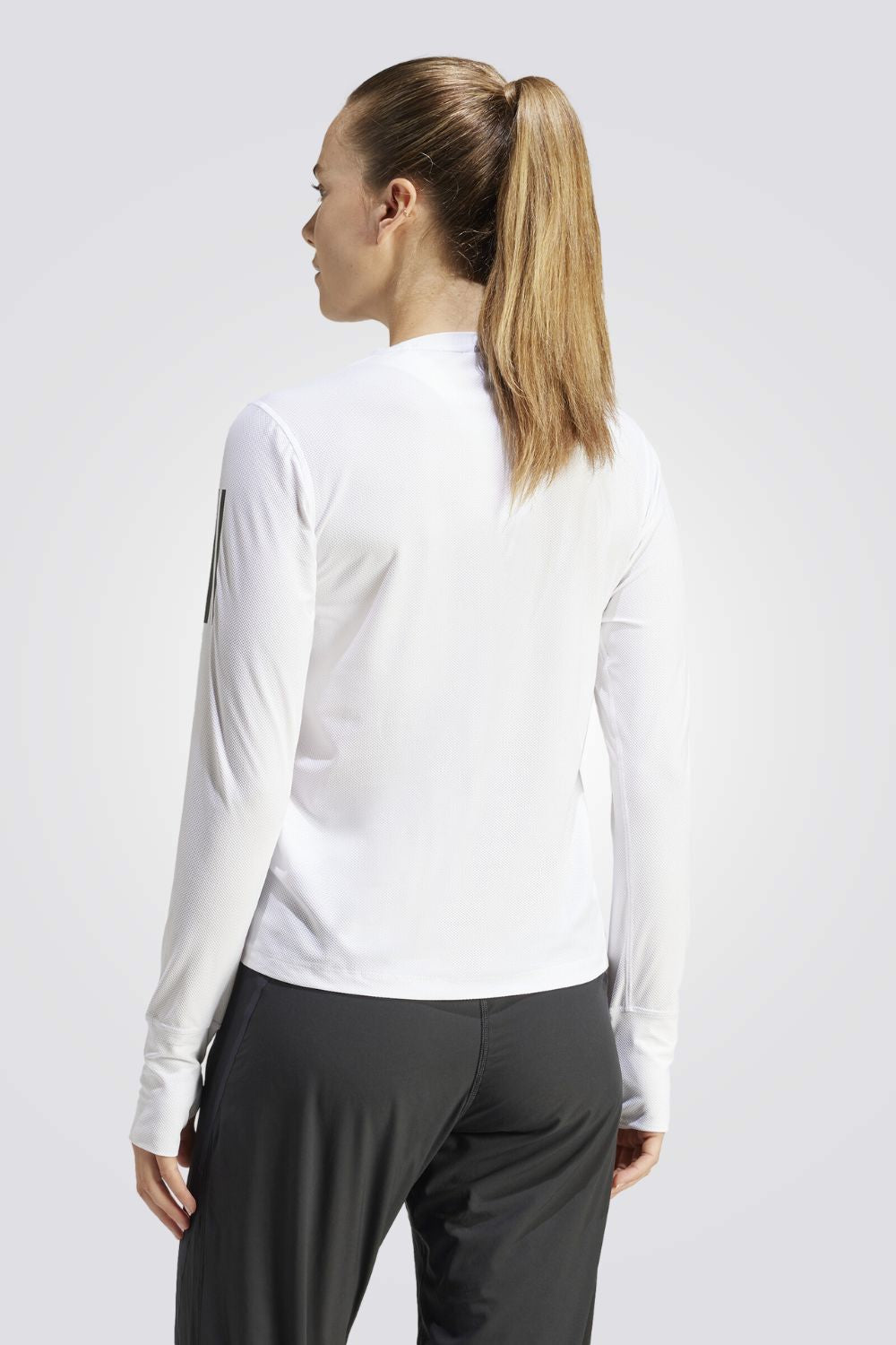 חולצת ספורט Own The Run Longsleeve לנשים