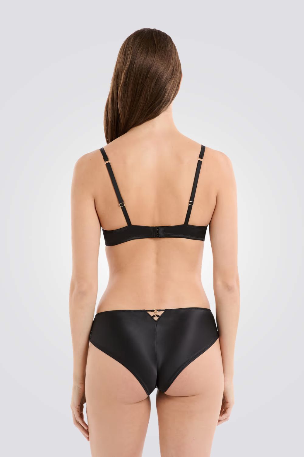 חזיית פוש-אפ ENVOLEE N*2 לנשים | איתם