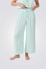 מכנסיים 7/8 בסגנון נועז ומודרני | איתם