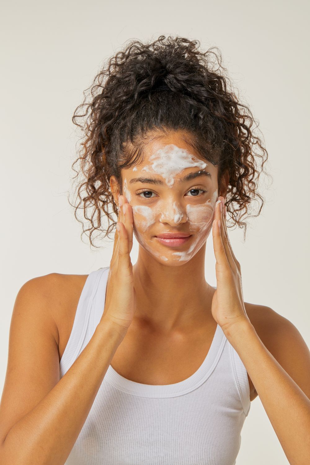 ג'ל ניקוי יומי עדין חומצה סליצילית 150 מ"ל 