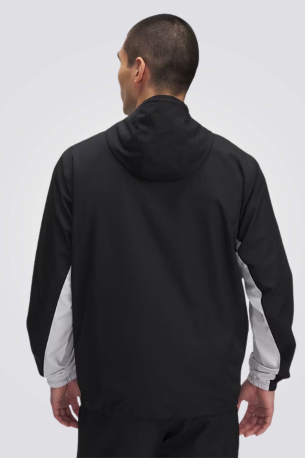 ג'קט עם קפוצ'ון לגברים בצבע שחור 
