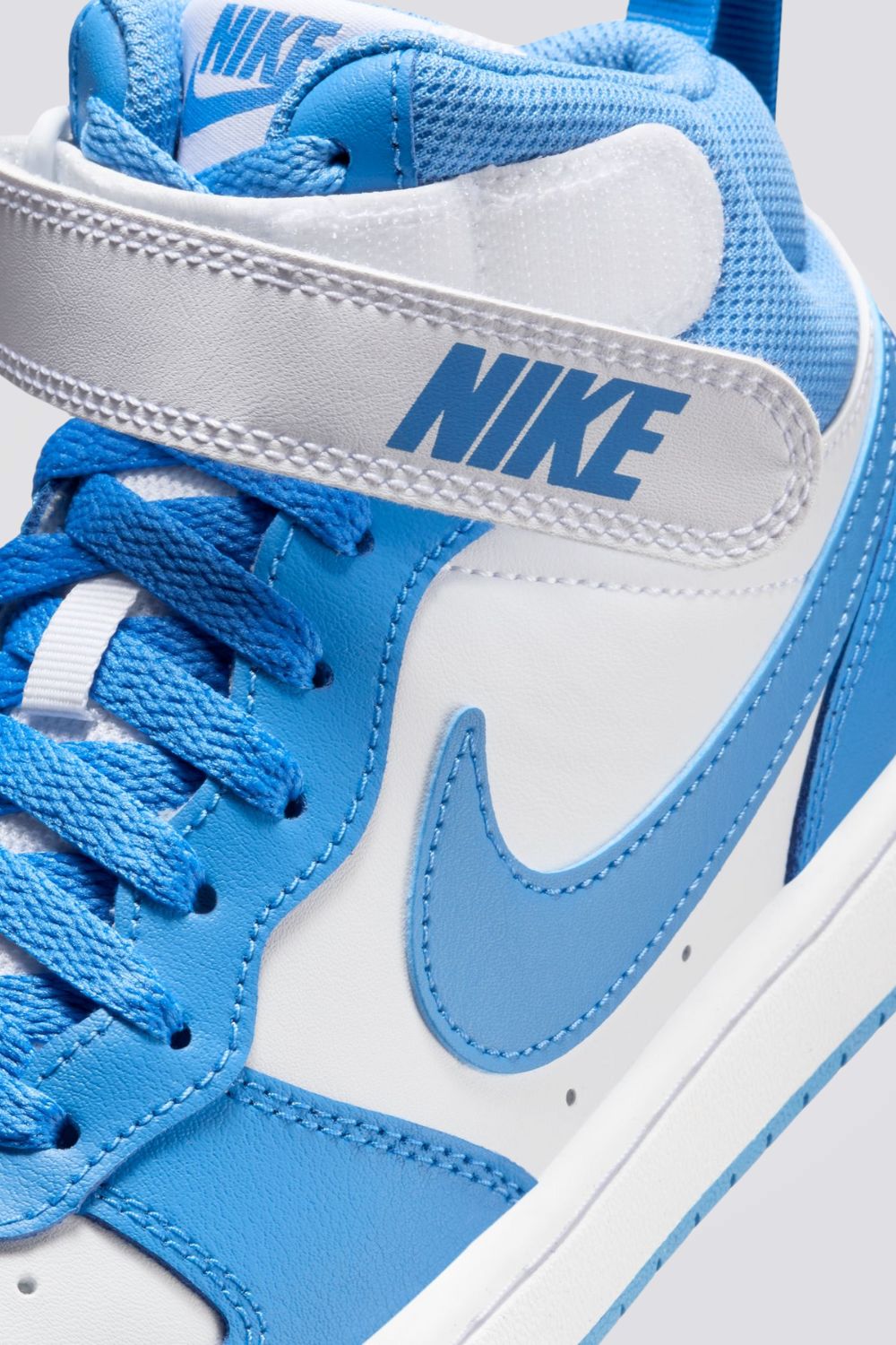 סניקרס Nike Court Borough Mid 2 לנוער