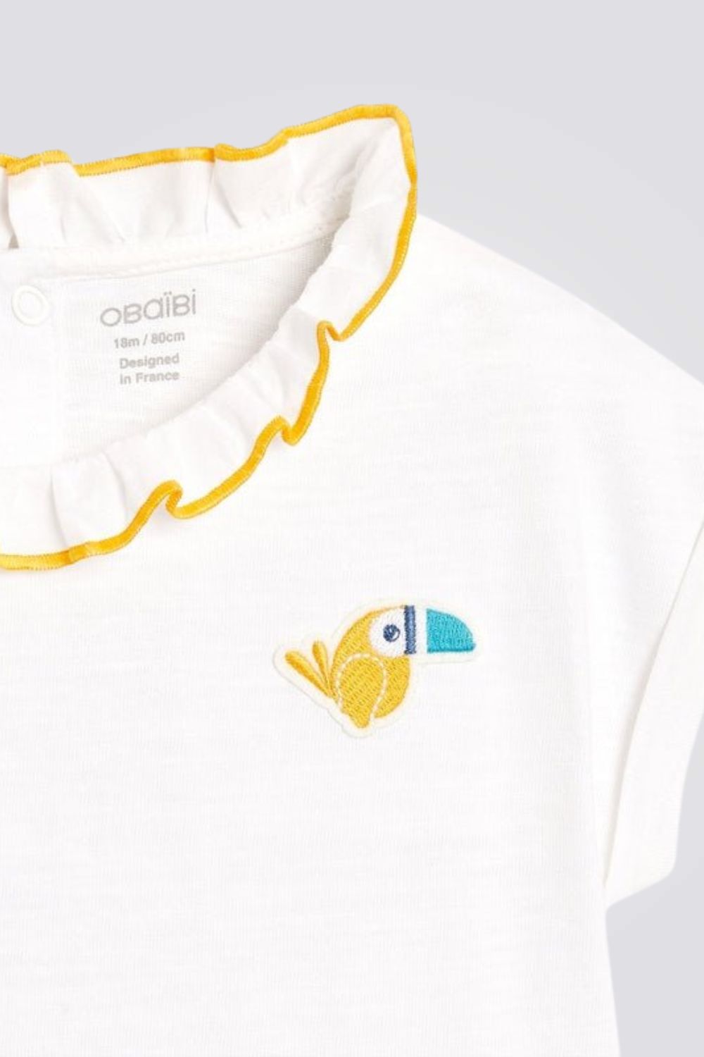 חולצת טריקו עם צווארון מסולסל לתינוקות