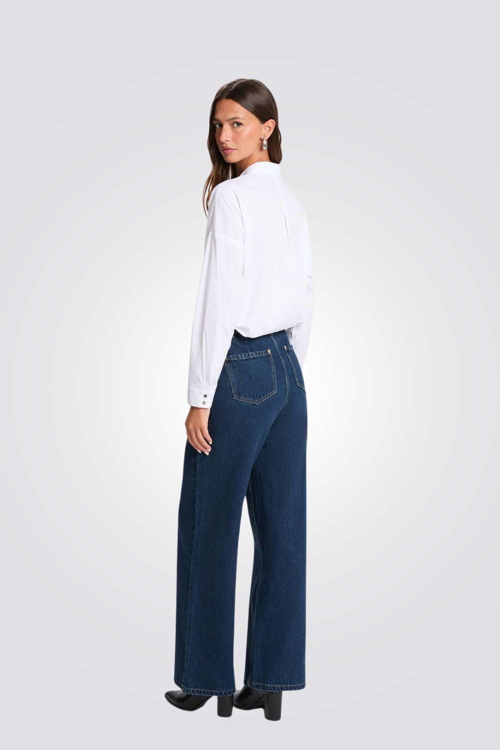 חולצה מכופתרת אוברסייז עם אבני חן | מורגן 