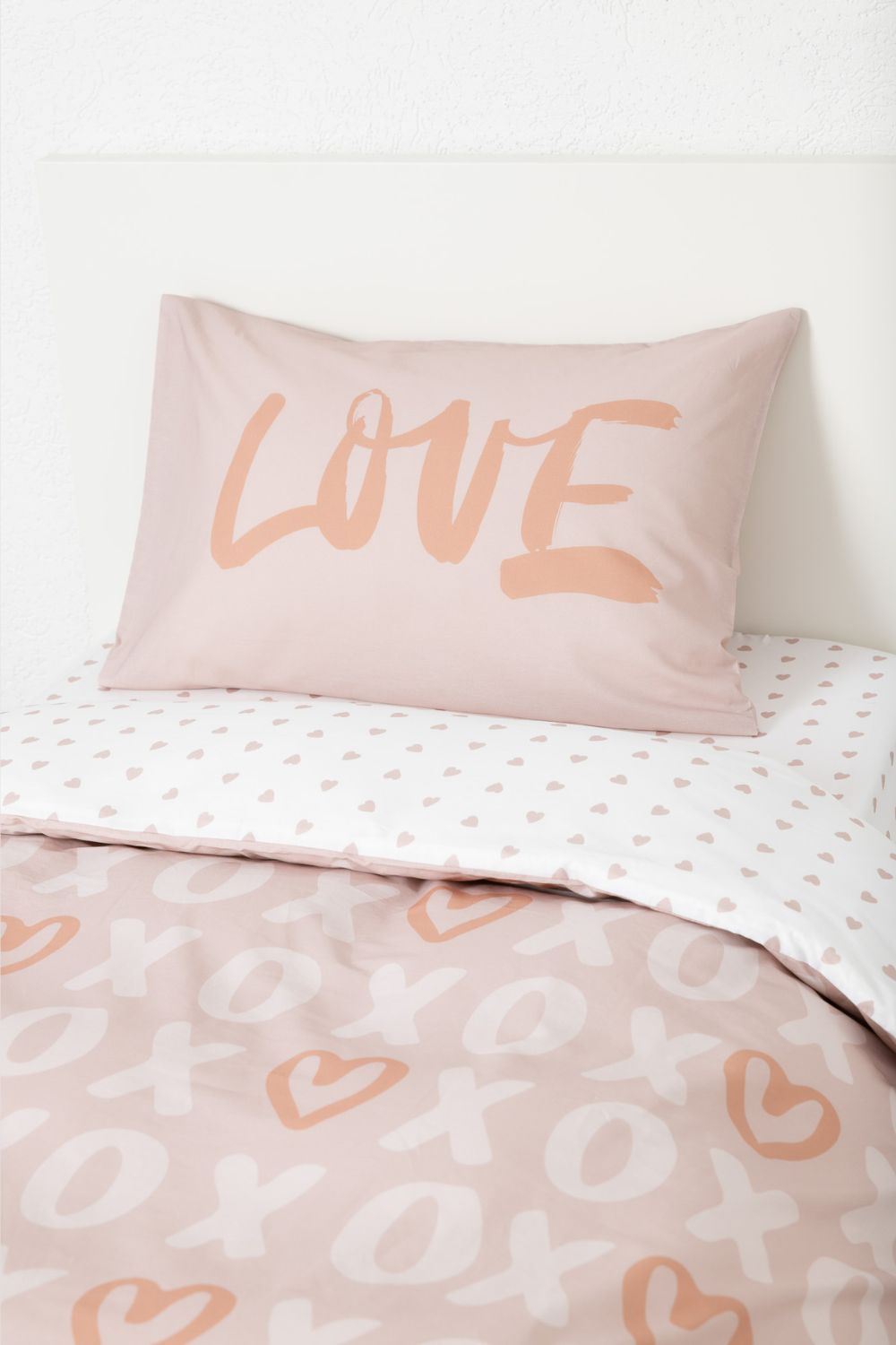 סט מצעים מיטה וחצי 120/200 דגם LOVE