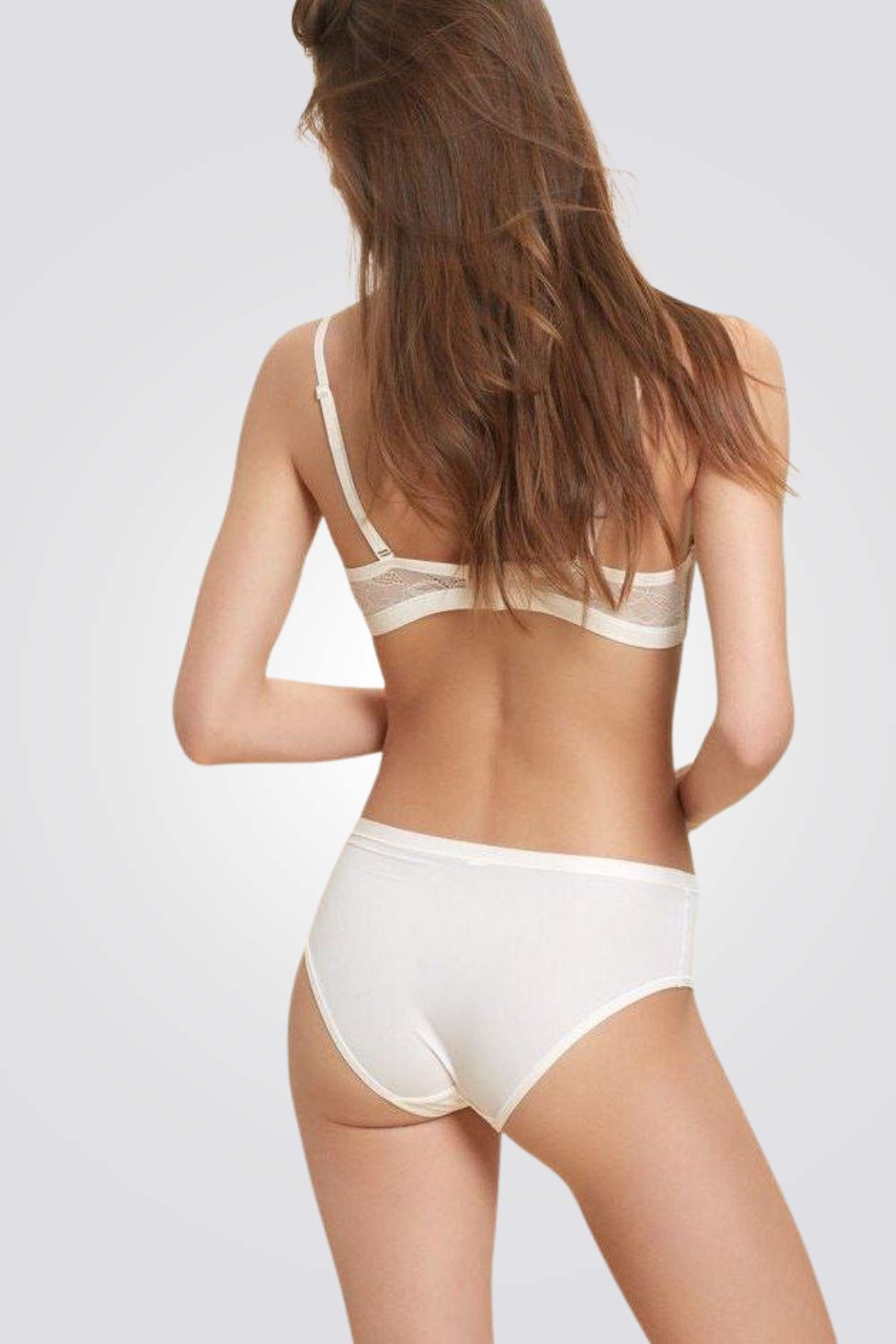 חזיית מיקרופייבר PURE 360 קרם