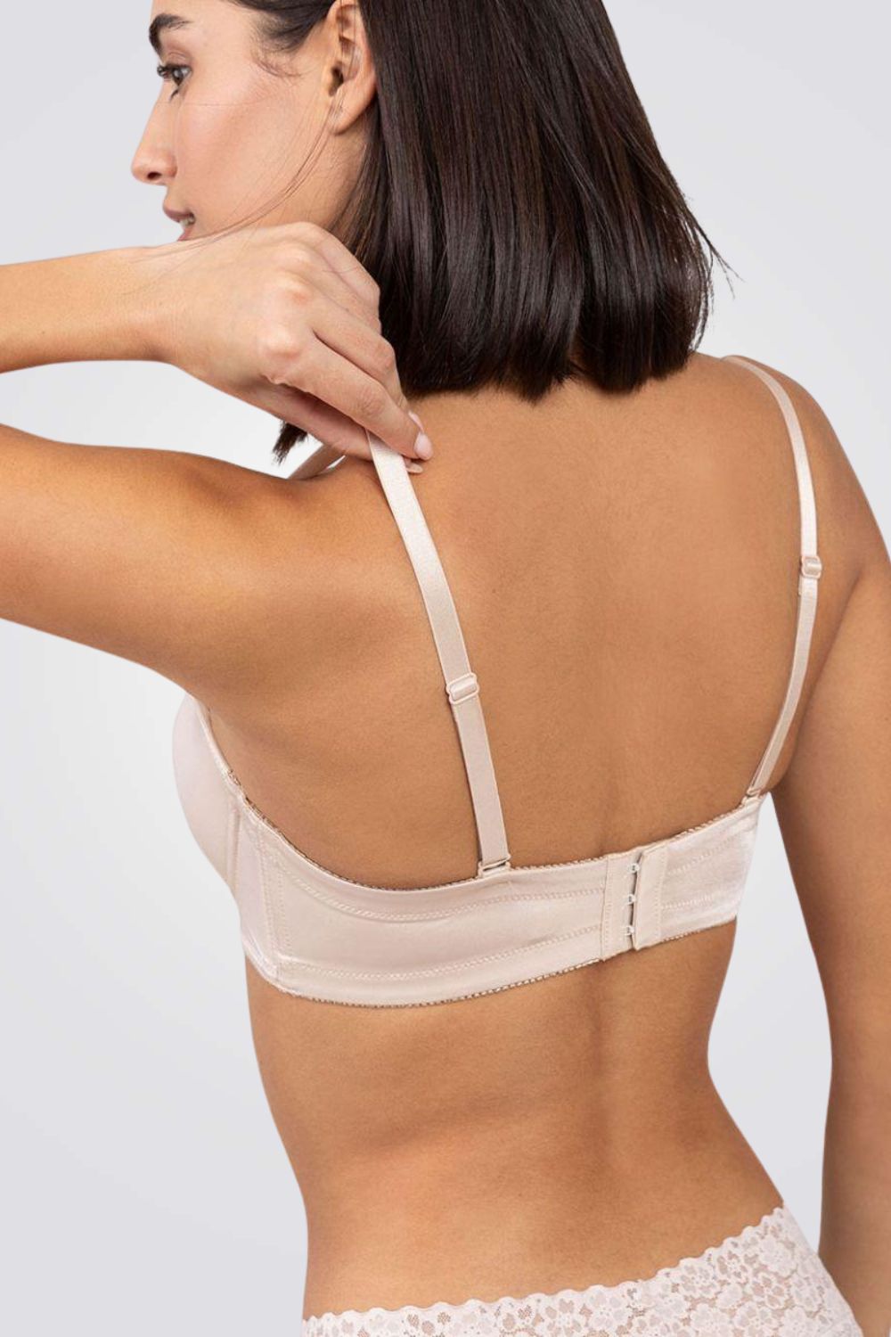 חזיית סטרפלס חלקה בצבע ניוד