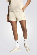 מכנסיים קצרים בצבע בז' לנשים | אדידס