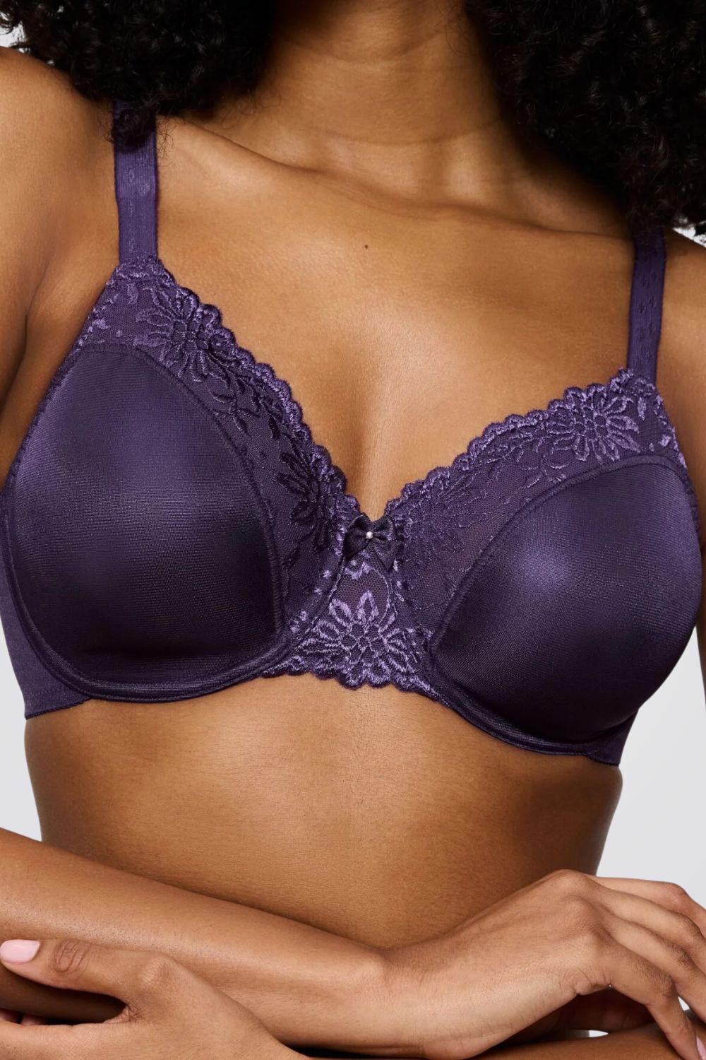 חזיית מינימייזר ללא ריפוד עם קשת | טריומף