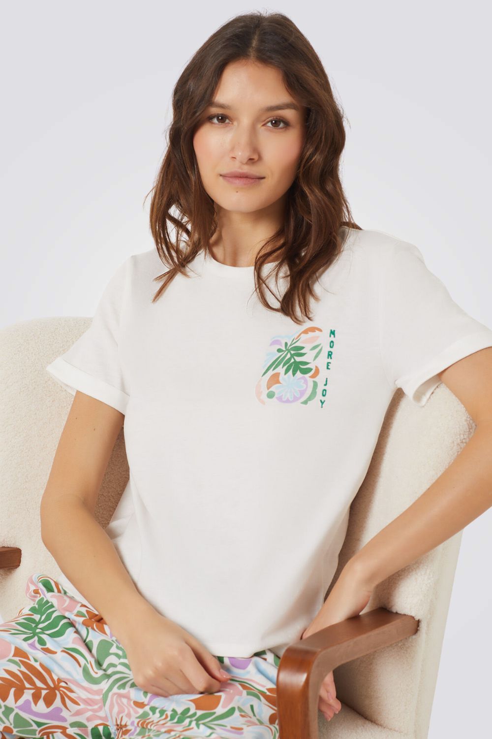 חולצת טישירט בעיצוב עדין | איתם 