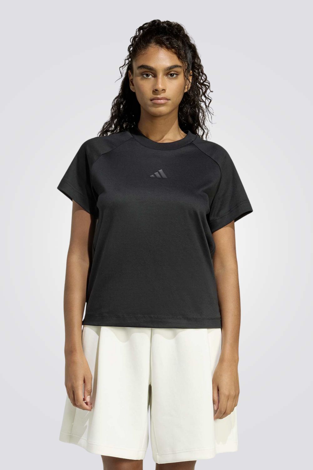 טישירט קצרה SOFT LUX לנשים | אדידס