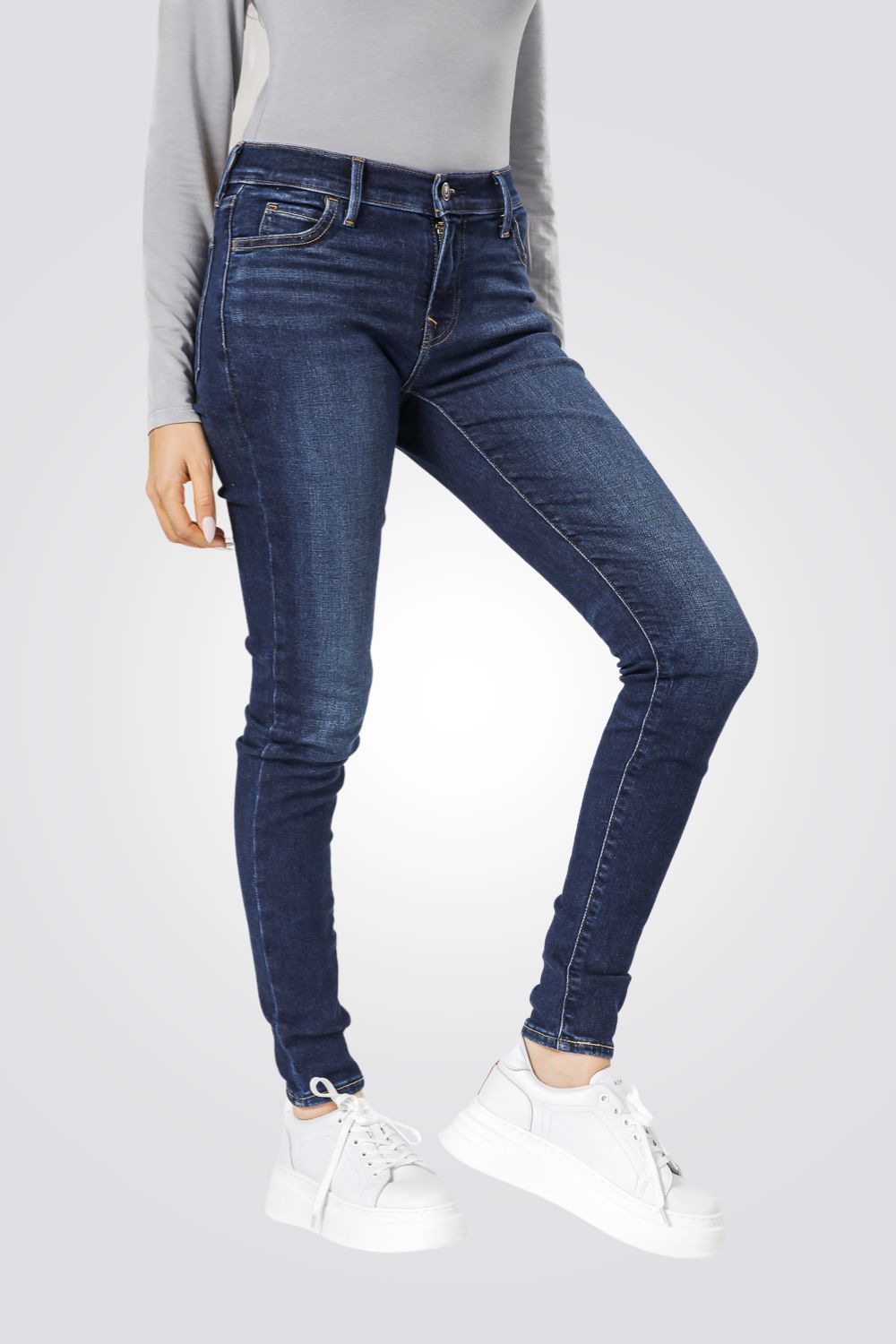 ג'ינס לנשים Super Skinny 710