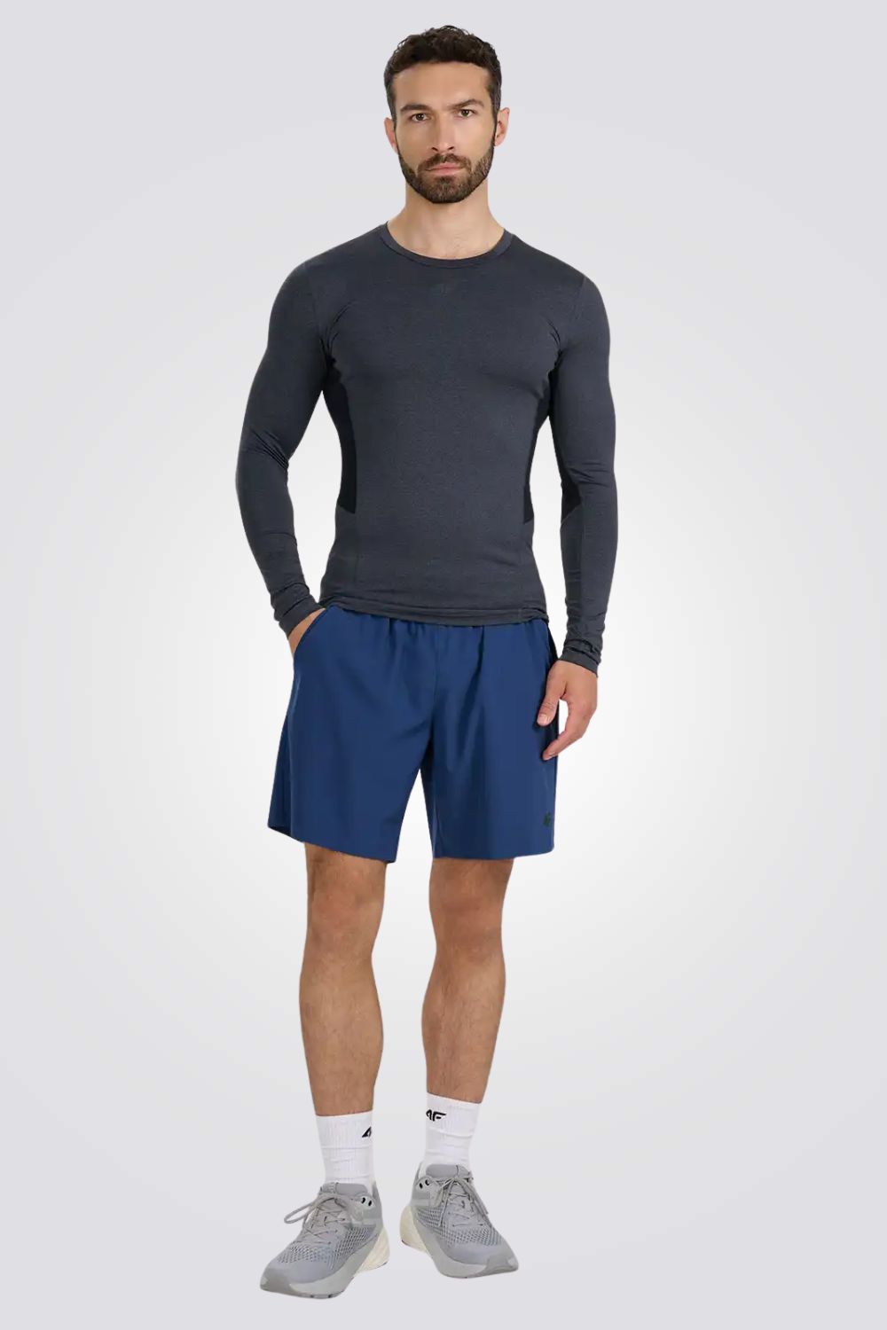 חולצת אימון ארוכה בגזרה צמודה לגברים | 4F