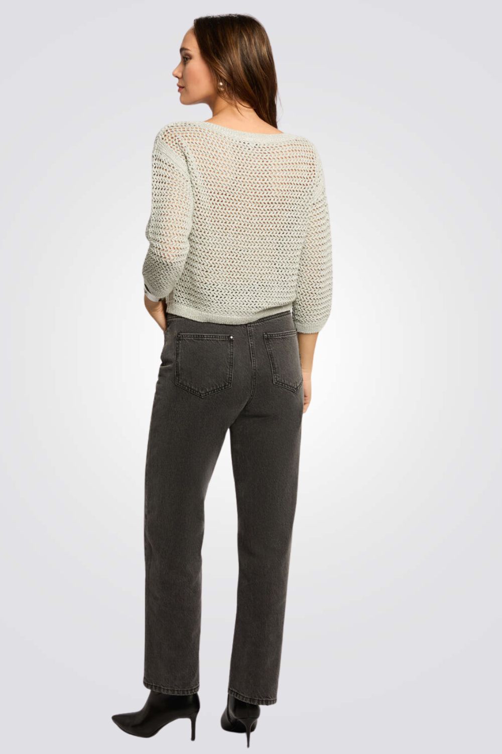 חולצה סריגה פתוחה בצבע ירוק זית