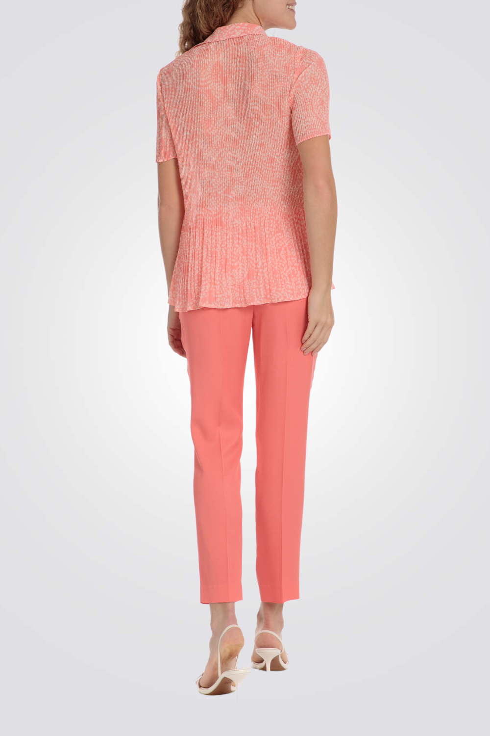 חולצה אלגנטית קצרה עם הדפס