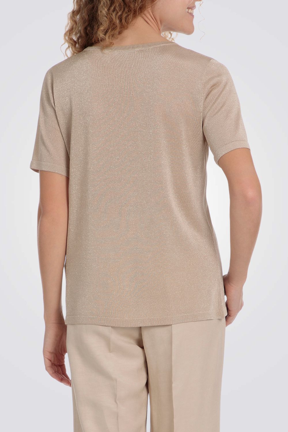 סריג שרוולים קצרים בצבע בז' דיטיילס מטאלי