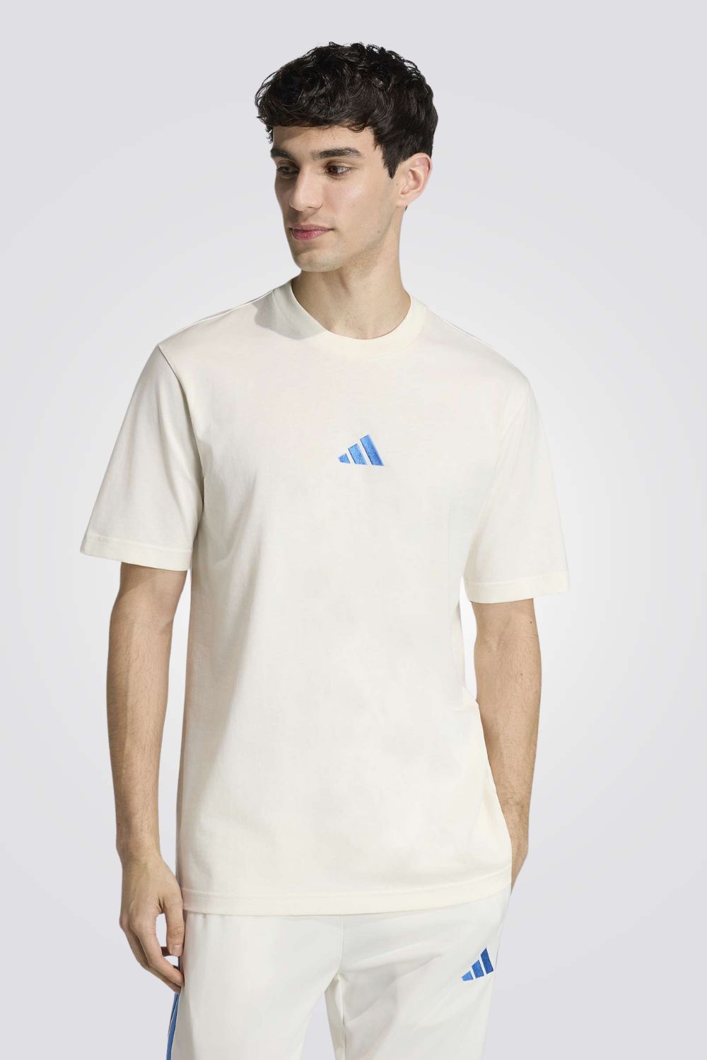 טישירט Essentials Small Logo Single Jersey לגברים | אדידס