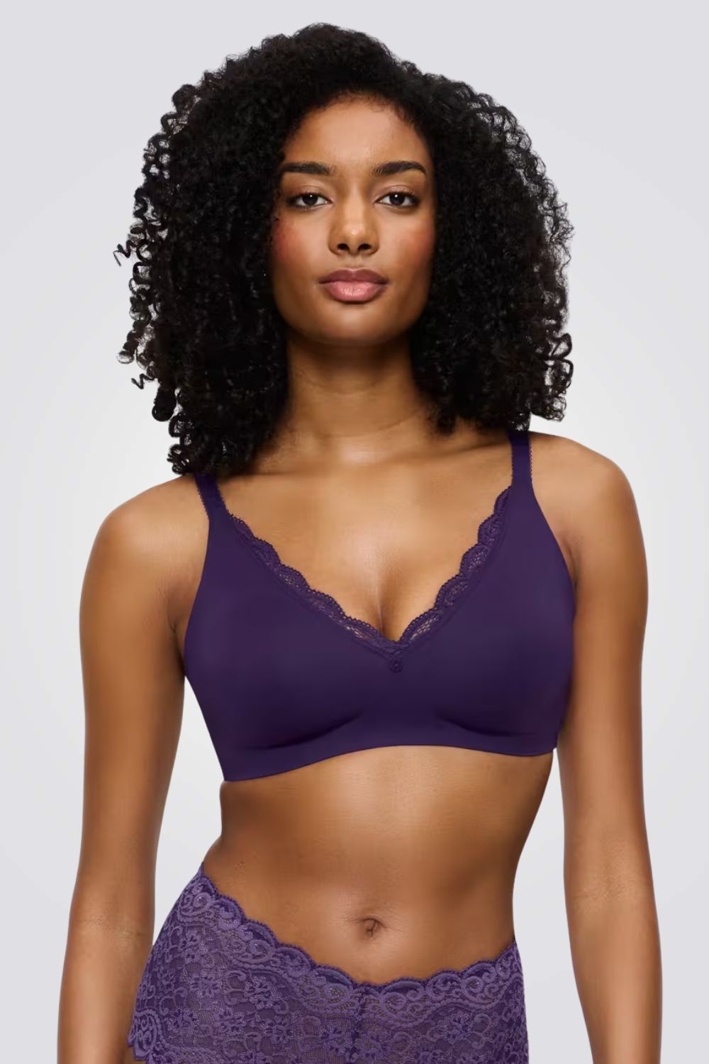 חזיית מינימייזר ללא ריפוד וללא קשת | טריומף