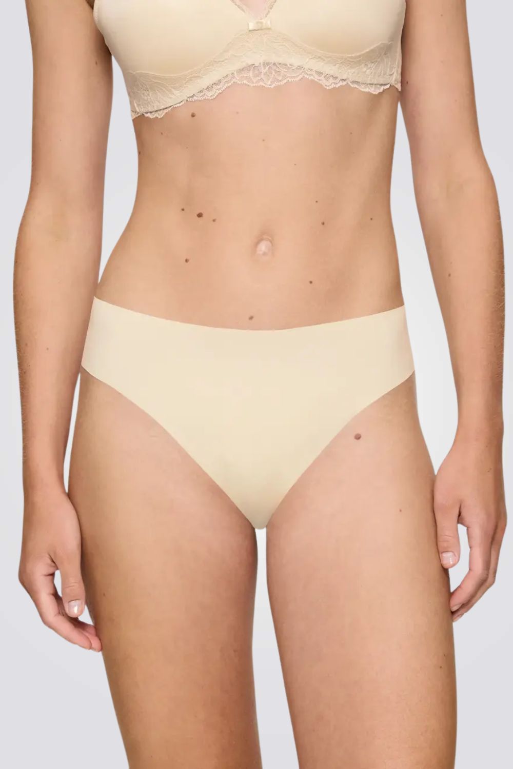 תחתון ברזילאי Pretty Micro Tai לנשים 