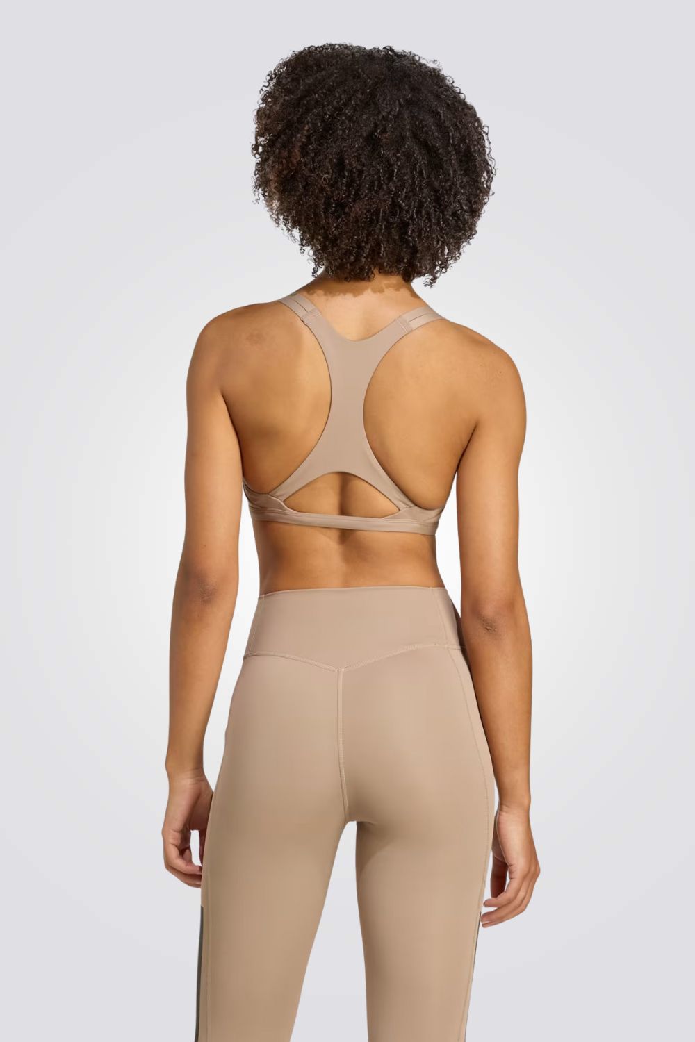 חזיית אימונים ספורטיבית לנשים