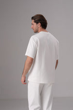 טישירט טקסטורלית בגזרת אוברסייז