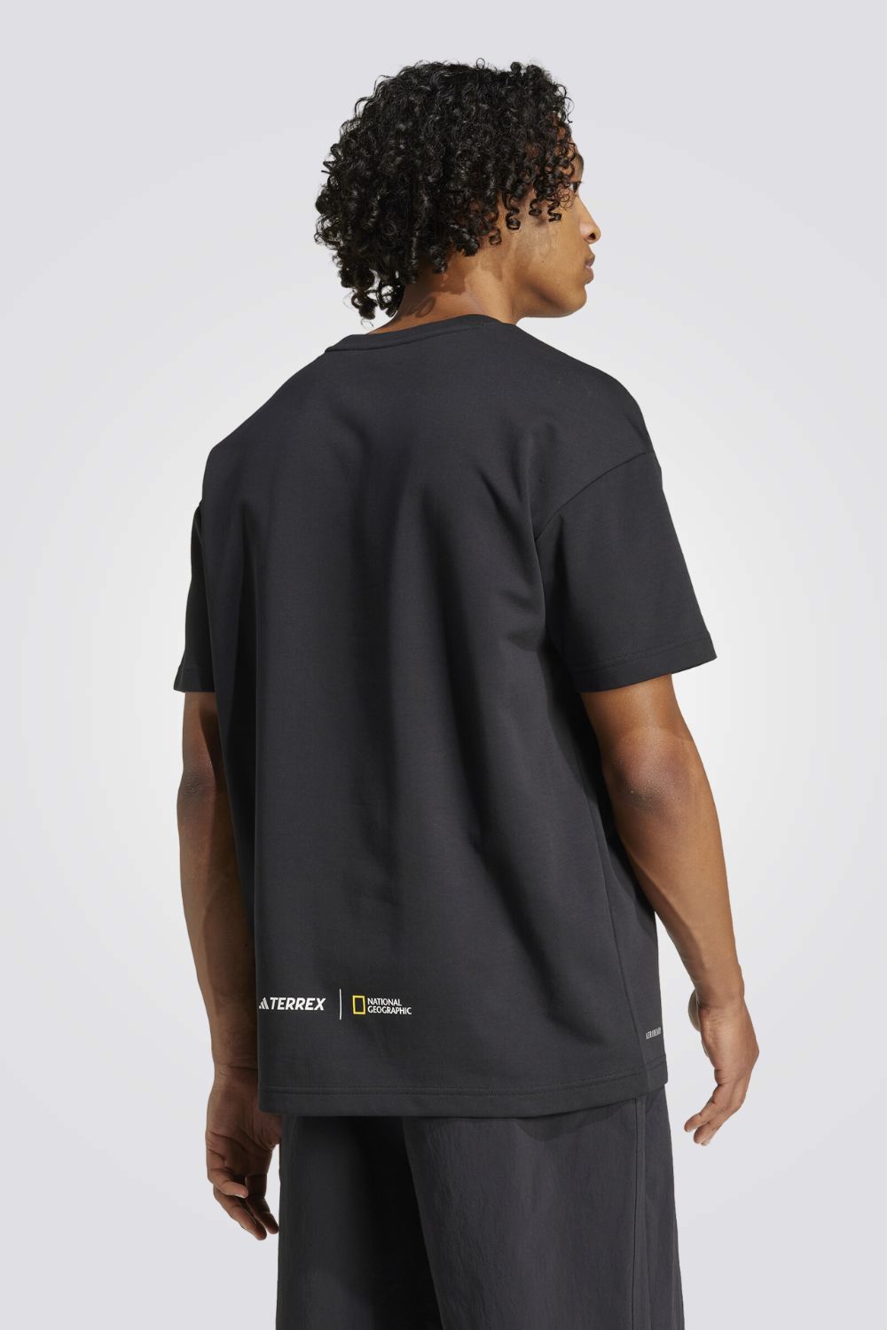 חולצת טריקו National Geographic לגברים ונשים
