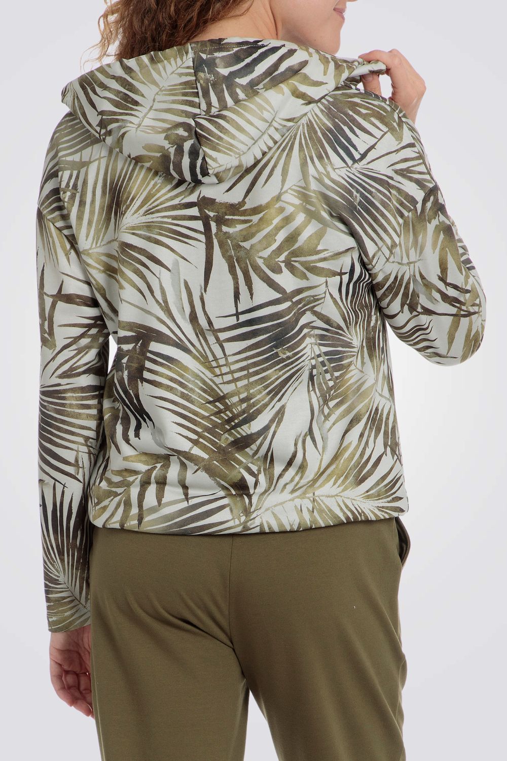 ג'קט ספורט עם הדפס טרופי