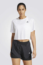 טישירט לנשים בצבע לבן