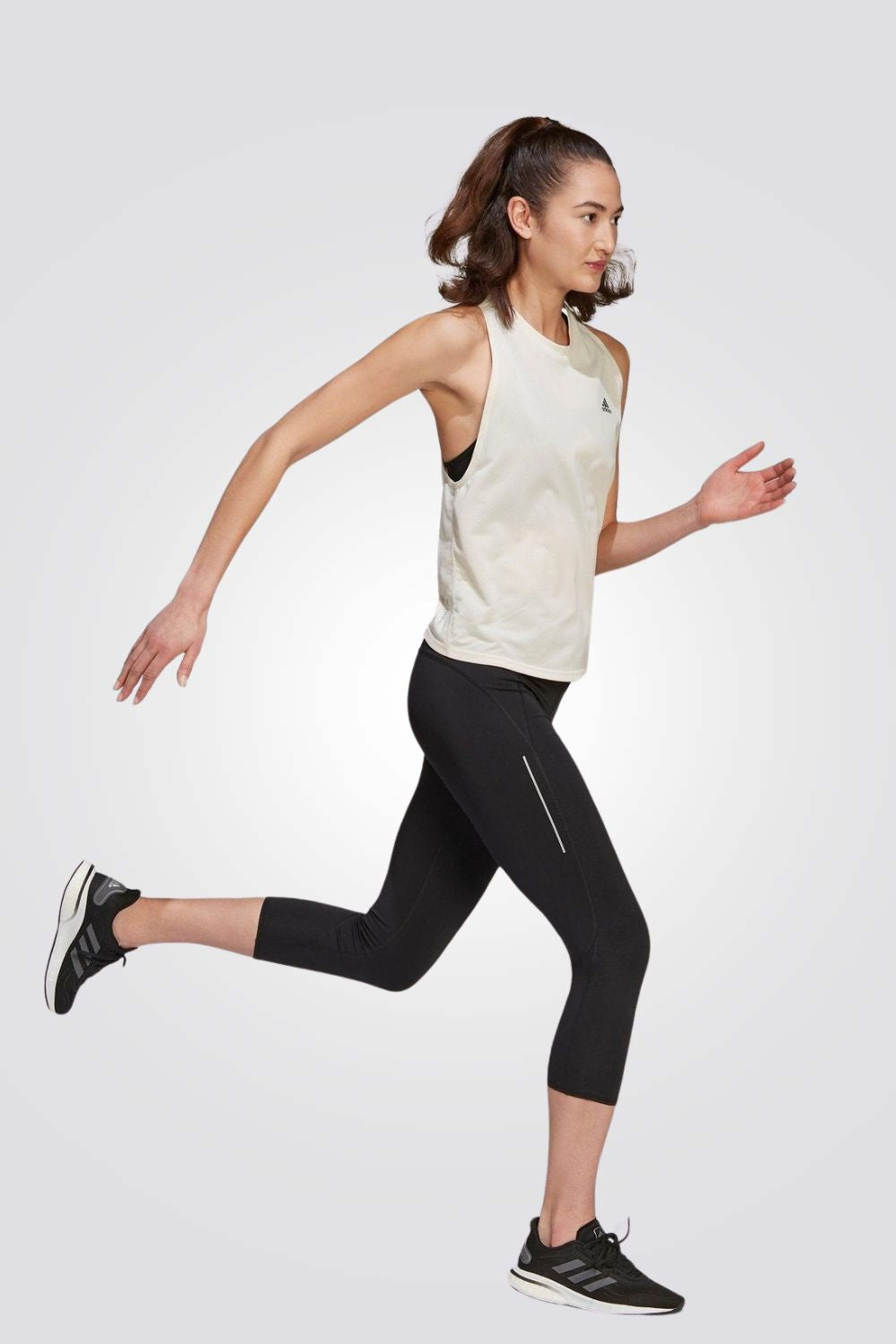 גופייה RI 3B TANK בצבע לבן