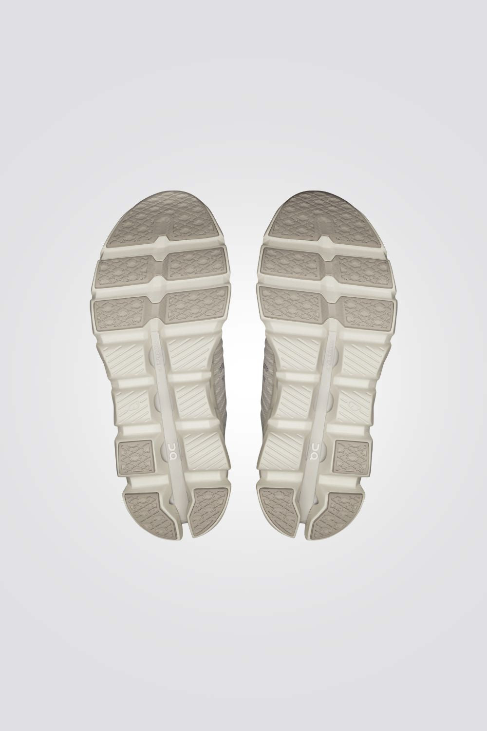 נעלי ספורט Cloudswift 4 לנשים | און 