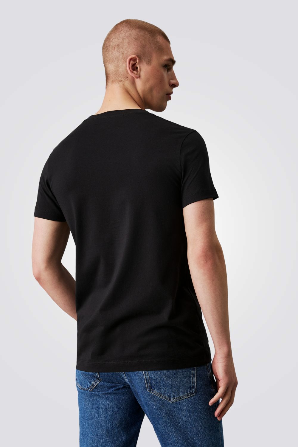 חולצת טישרט לגברים