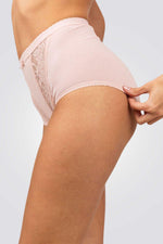 תחתוני מקסי עם תחרה עדינה | פמינה