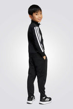 חליפת ספורט לילדים