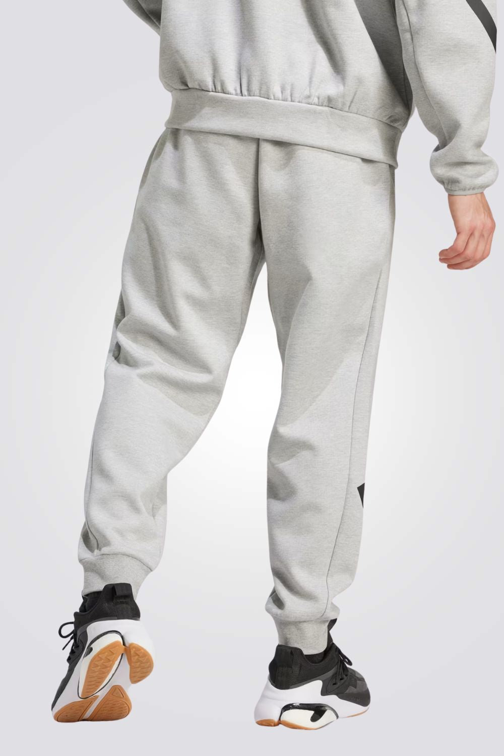 מכנסי טרנינג לגברים בצבע אפור