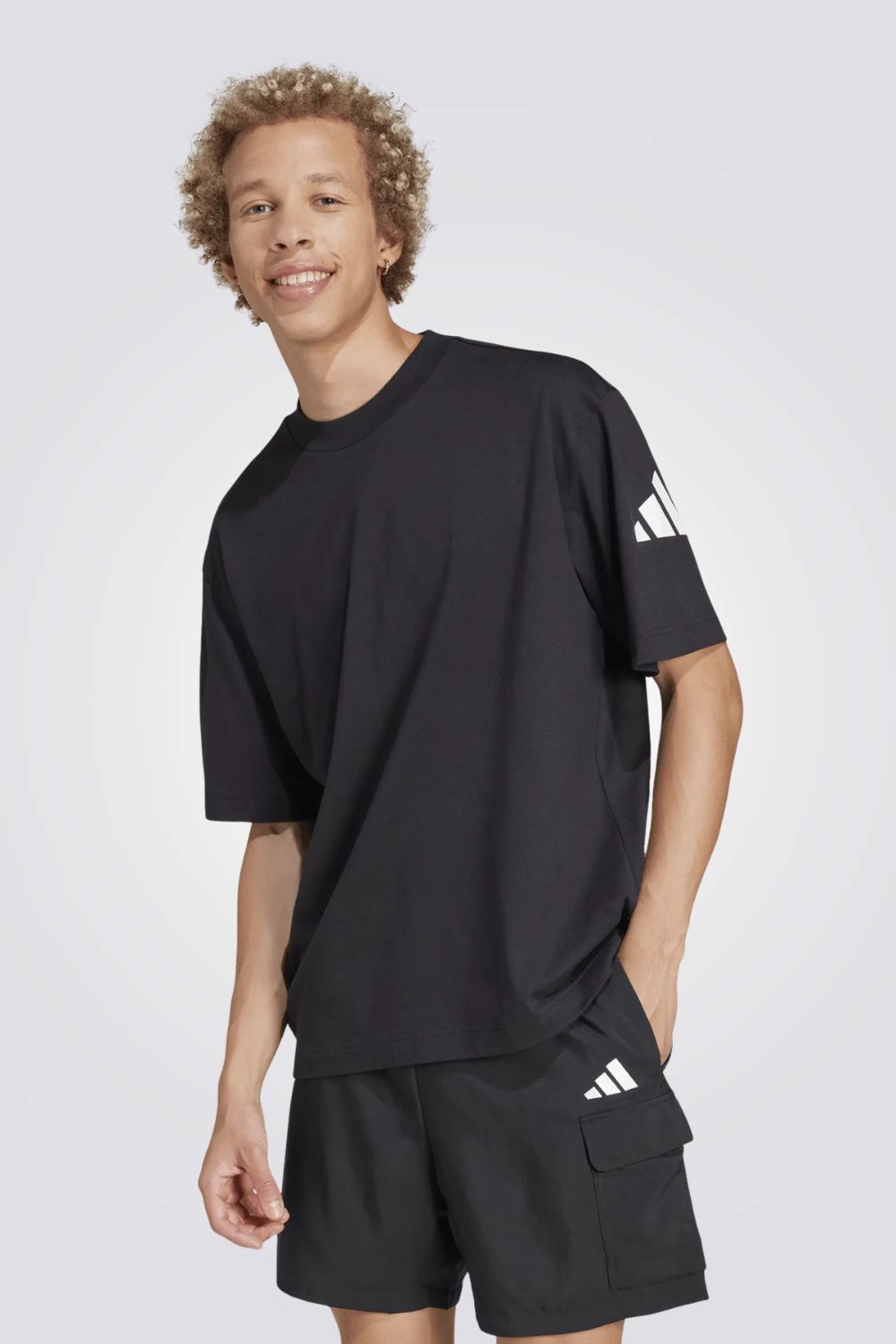 טישירט Essentials Loose Fit Three Bar Tee לגברים | אדידס