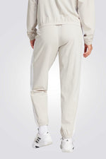 מכנסי טרנינג  Train Essentials 3-Stripes לנשים