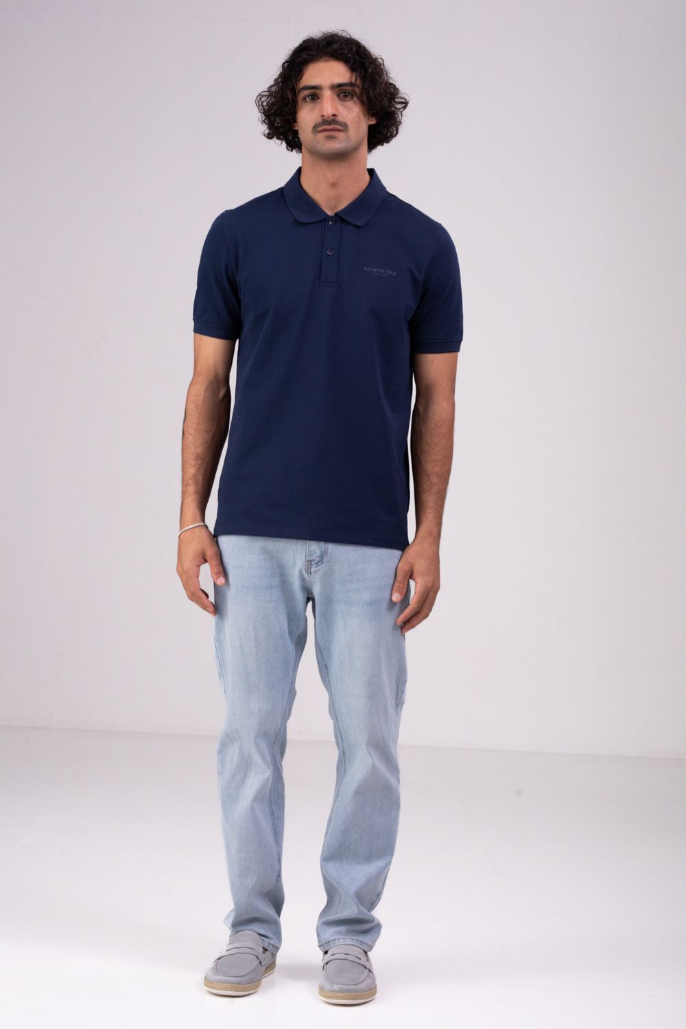 חולצת פולו קצרה